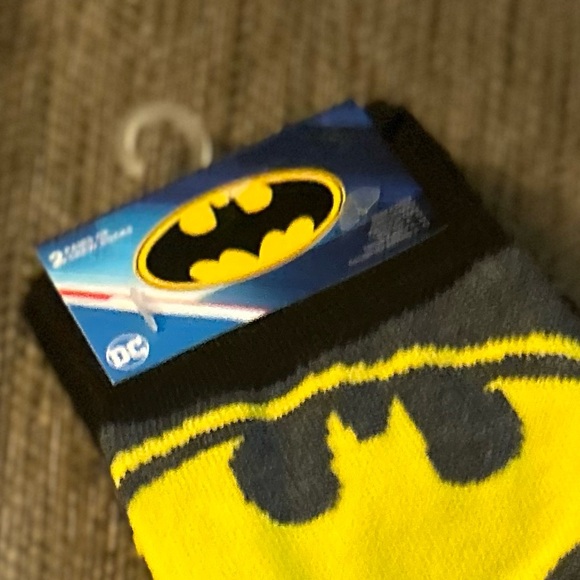 2 Pack Men’s Batman Socks NEW - Picture 2 of 6